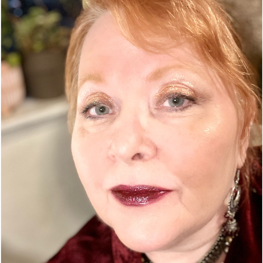 Meet your Posher, Jeanette